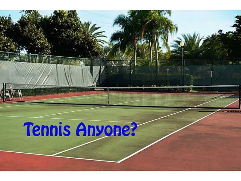 SUNRISE LAKES BLDG 199 - Residential