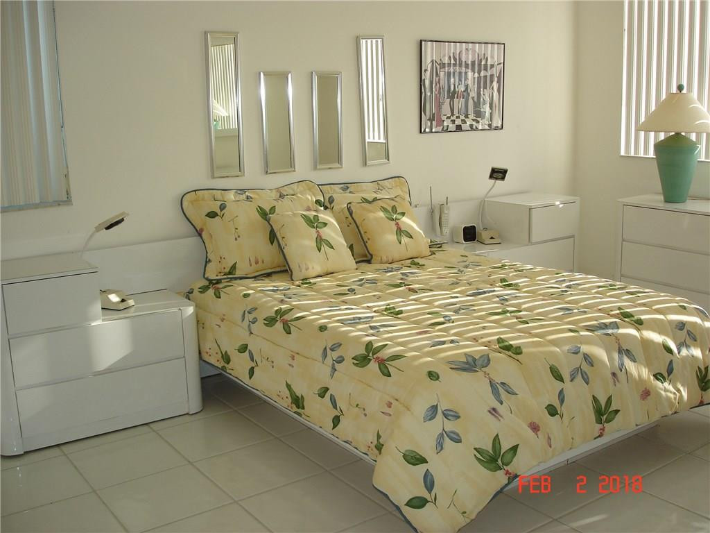 SUNRISE LAKES BLDG 199 - Residential