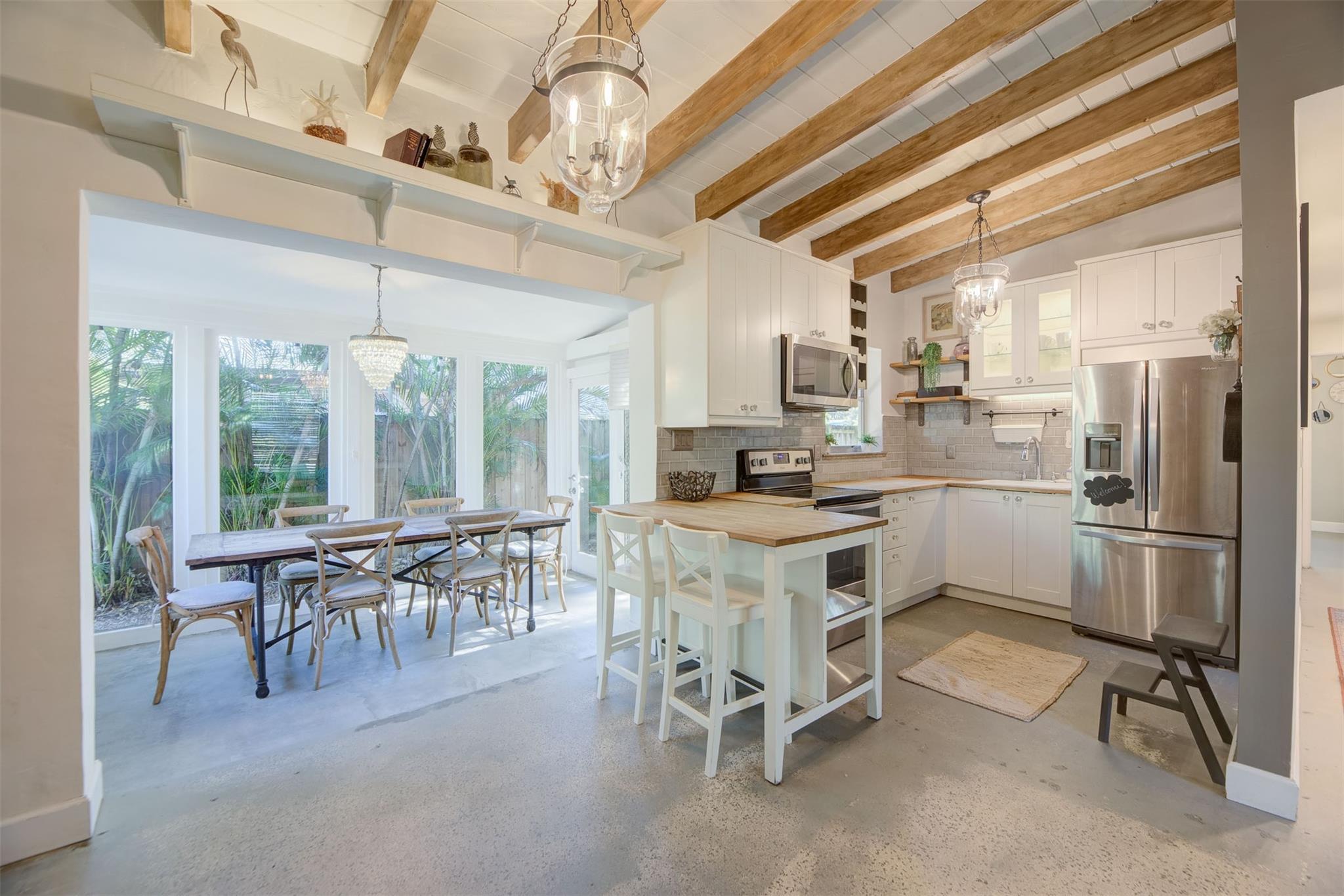 Sherwood Forest 30-28 B - Residential