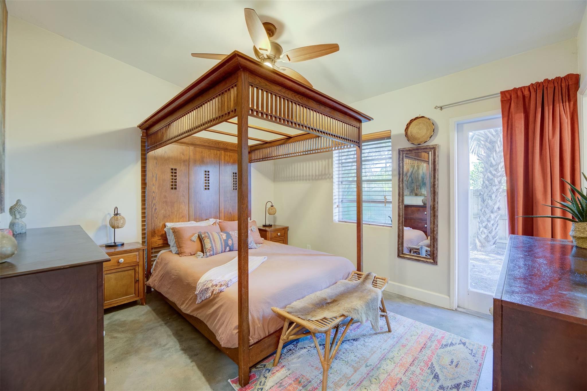 Sherwood Forest 30-28 B - Residential