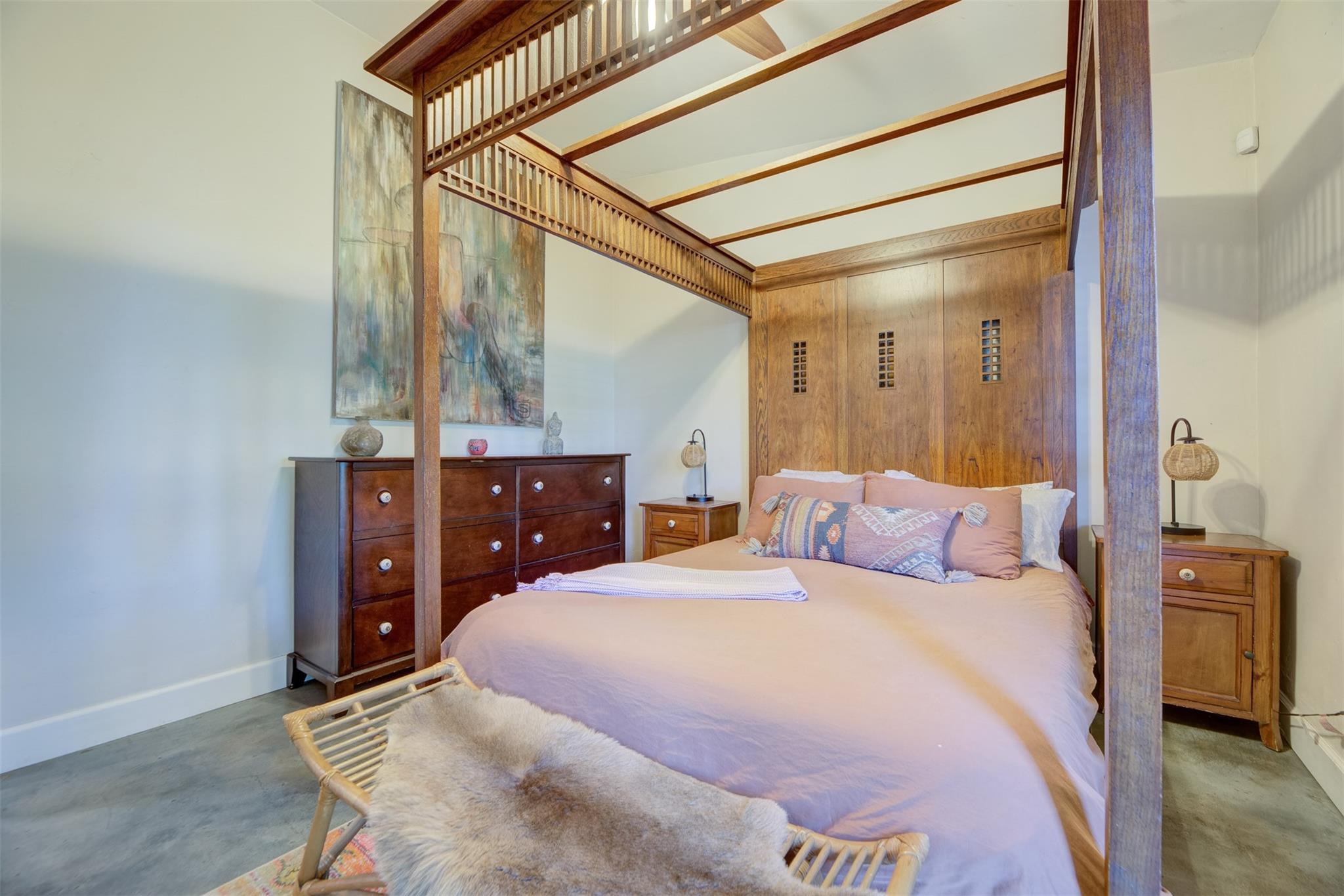 Sherwood Forest 30-28 B - Residential