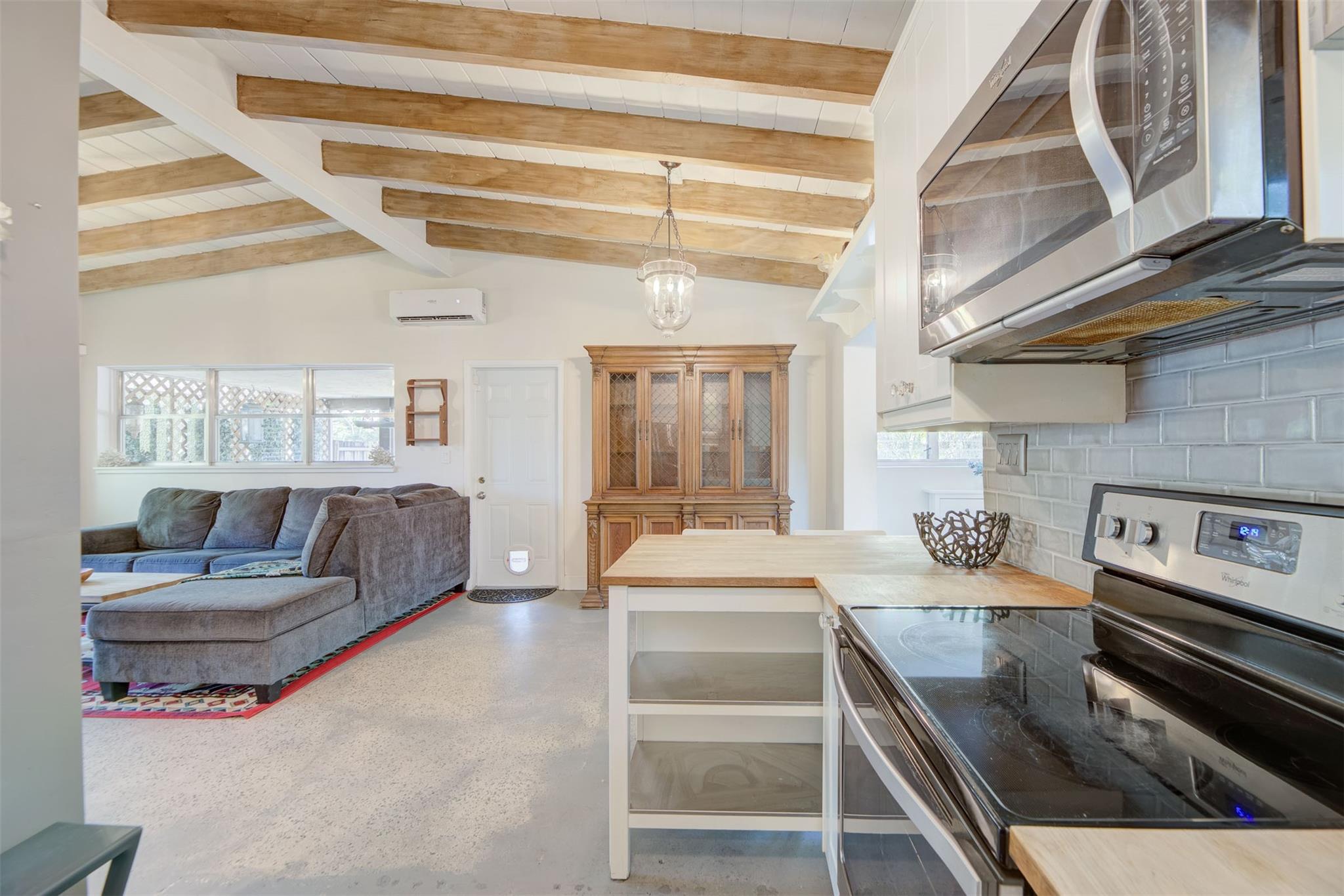 Sherwood Forest 30-28 B - Residential