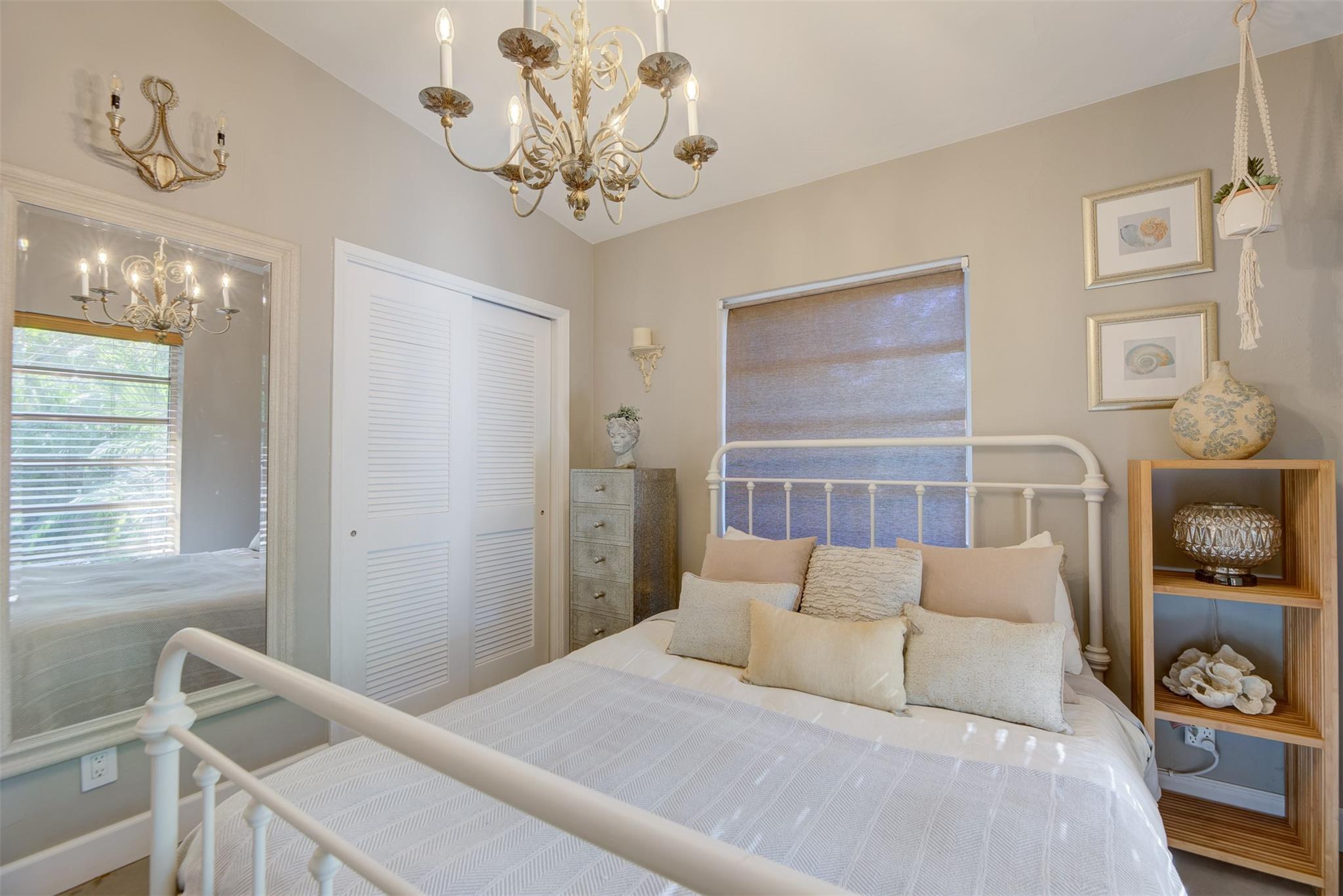 Sherwood Forest 30-28 B - Residential