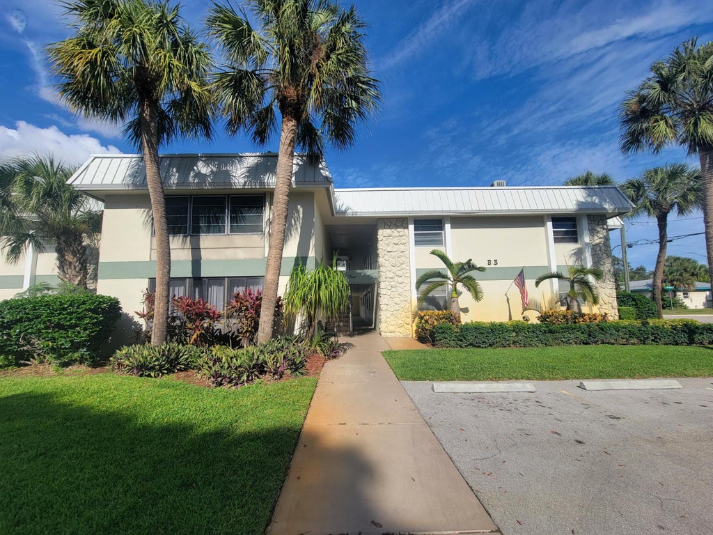 Photo of 2302 Sunrise Boulevard #3-210, Fort Pierce, FL 34982 (MLS # R11046426)