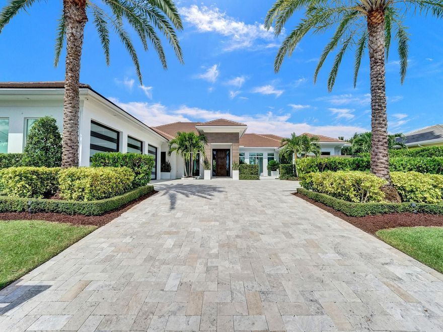 DON’T MISS THIS STUNNING RARE OPPORTUNITY IN DESIRABLE CORAL RIDGE CC!  NEWER CUSTOM BUILD ON THE GOLF COURSE W/IMPRESSIVE ATTENTION TO DETAIL!  4 BEDS – 4.5 BATHS – PLUS A STUDY - 3 CAR GARAGE – ON A 21K LOT!  MASSIVE OPEN FLOOR PLAN W/VIEWS OF THE POOL & GOLF COURSE – A TRUE CHEF’S KITCHEN W/PROFESSIONAL APPLIANCES (GAS STOVE), CUSTOM CABINETRY, QUARTZ SURFACES & A HIDDEN BUTLER’S PANTRY!  ALSO, A LARGE GATHERING ROOM FINISHED W/TRAY CEILINGS, STONEWALL & FIREPLACE!  PRIVATE OWNER’S SUITE W/2 WALK IN CLOSETS & SPA-LIKE BATHROOM W/2 WATER CLOSETS!  ALL GUEST ROOMS ARE EN-SUITE!  COVERED LANAI W/OUTDOOR KITCHEN, DINING & LIVING AREA! 
 RESORT-LIKE HEATED POOL ACCENTED W/FIRE POTS!  OTHER FEATURES INCLUDE – HOME AUTOMATION SYSTEM, GENERATOR & ELECTRIC GATE!  SEE LA FOR A FULL DETAIL SHEET!