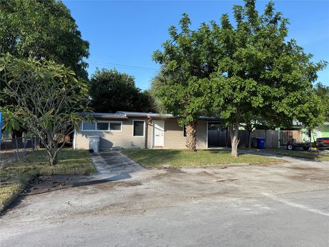 303 NE 8th Ct Pompano Beach FL 33060