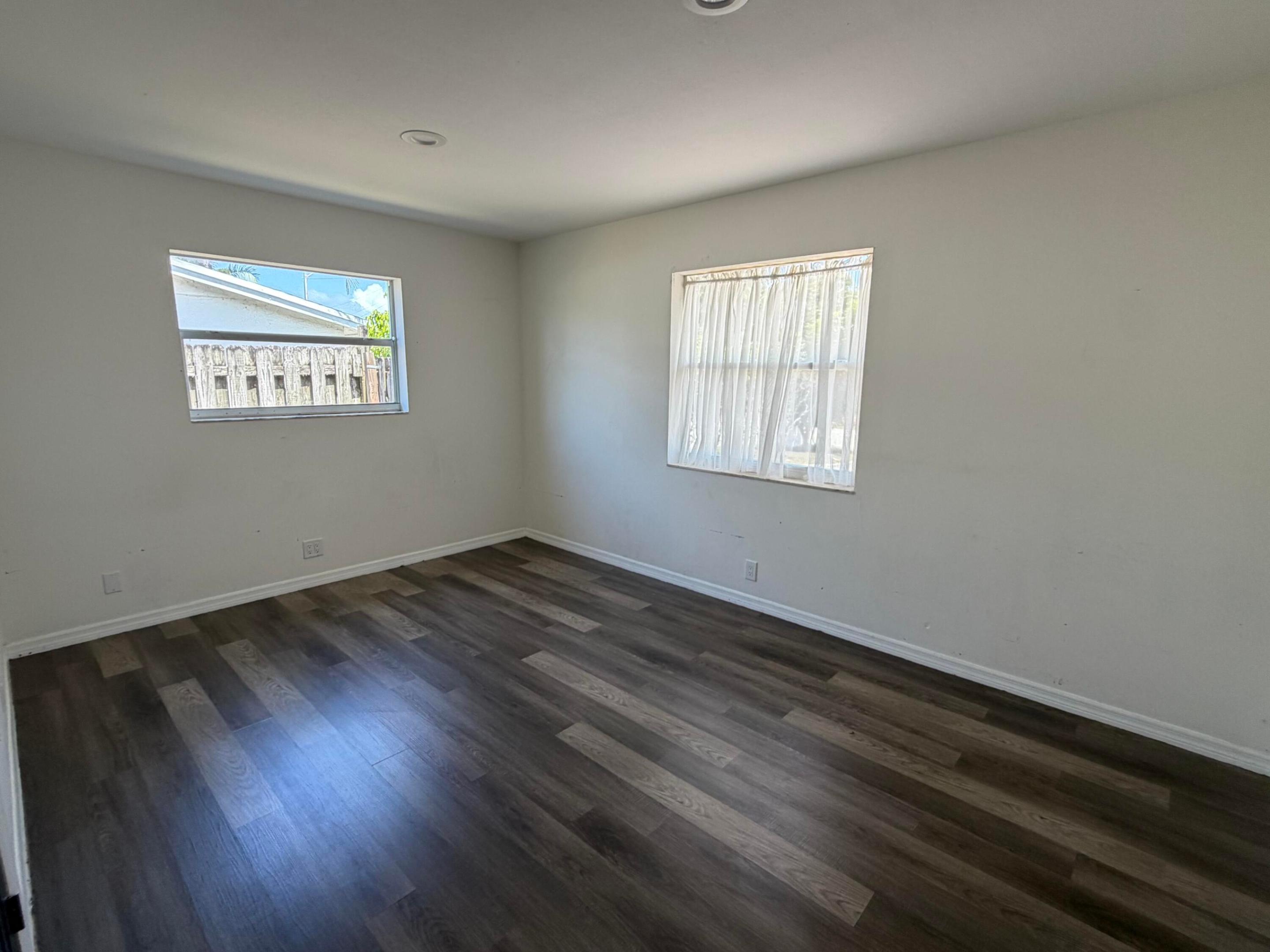 NORTH BROWARD HIGHLANDS SEC 3 - Residential