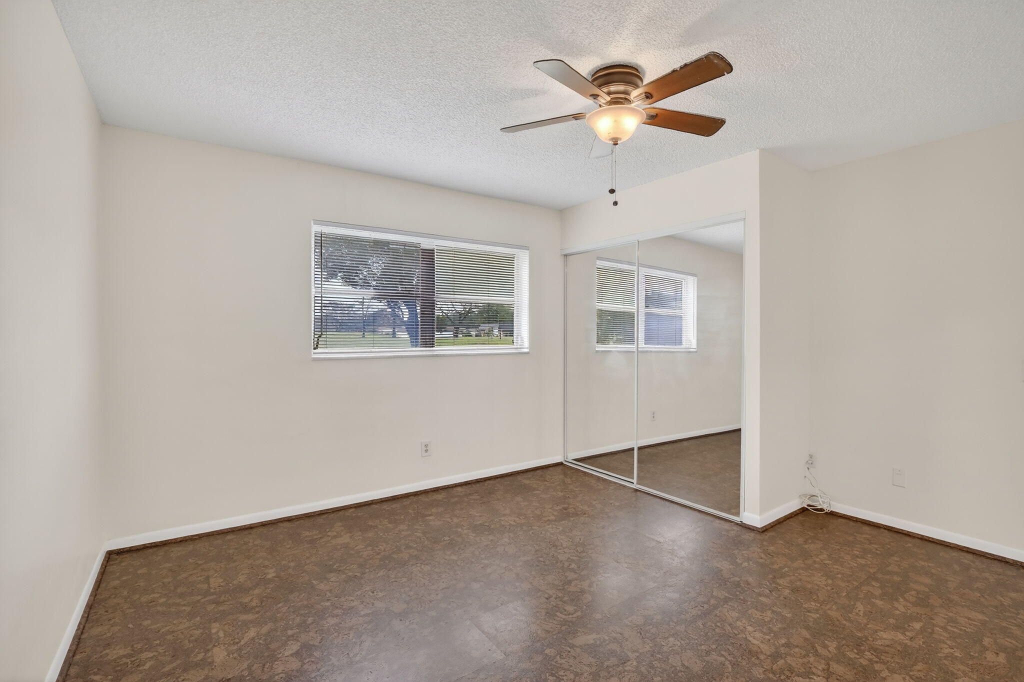 ARROWHEAD CONDO NO IV - Residential