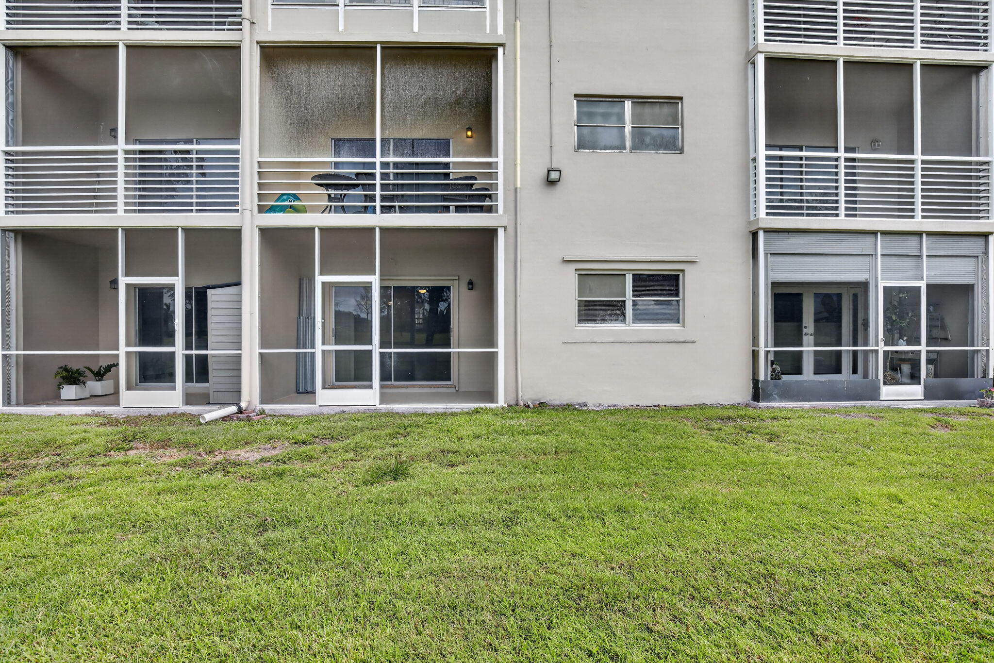 ARROWHEAD CONDO NO IV - Residential