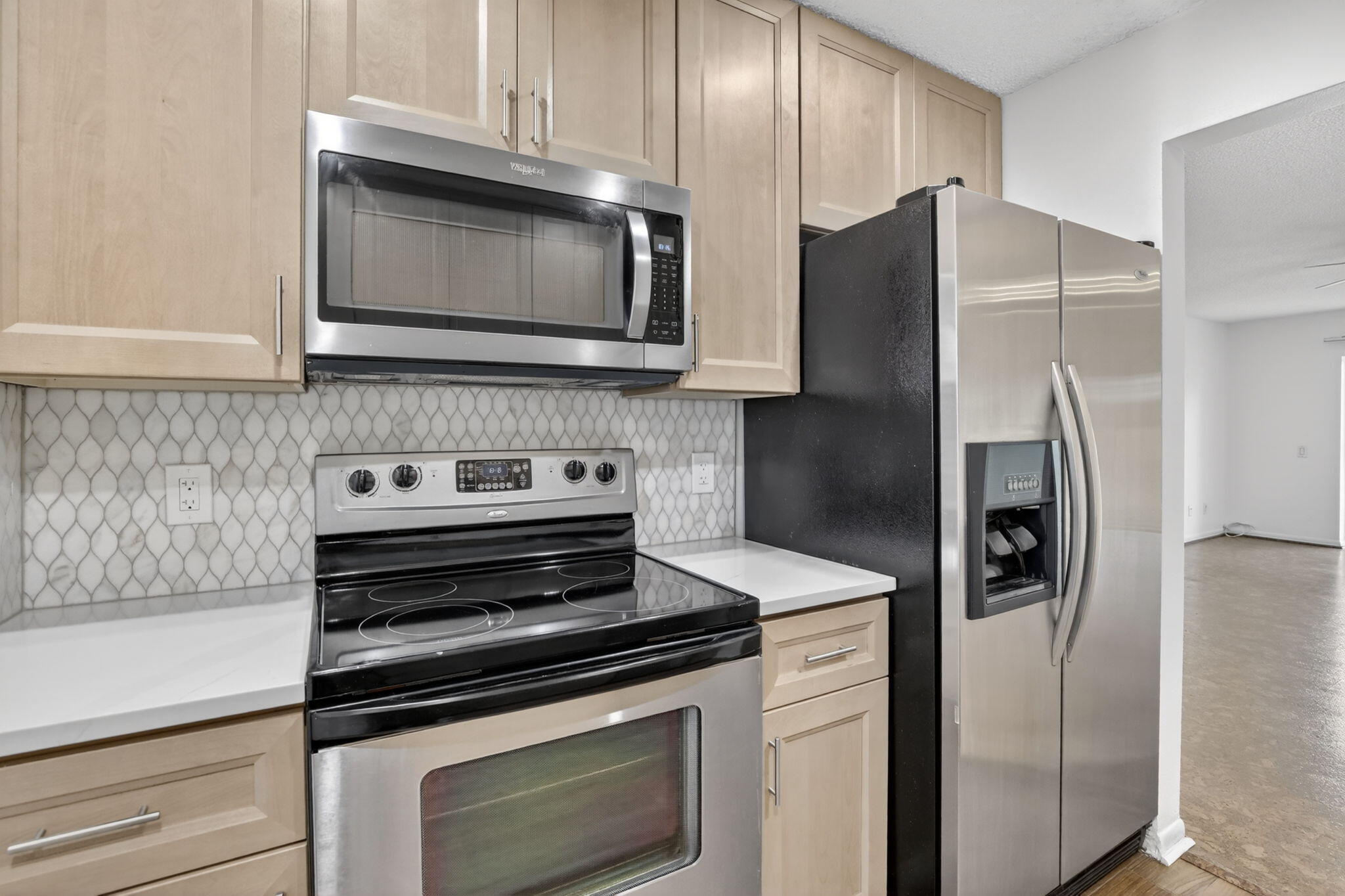 ARROWHEAD CONDO NO IV - Residential