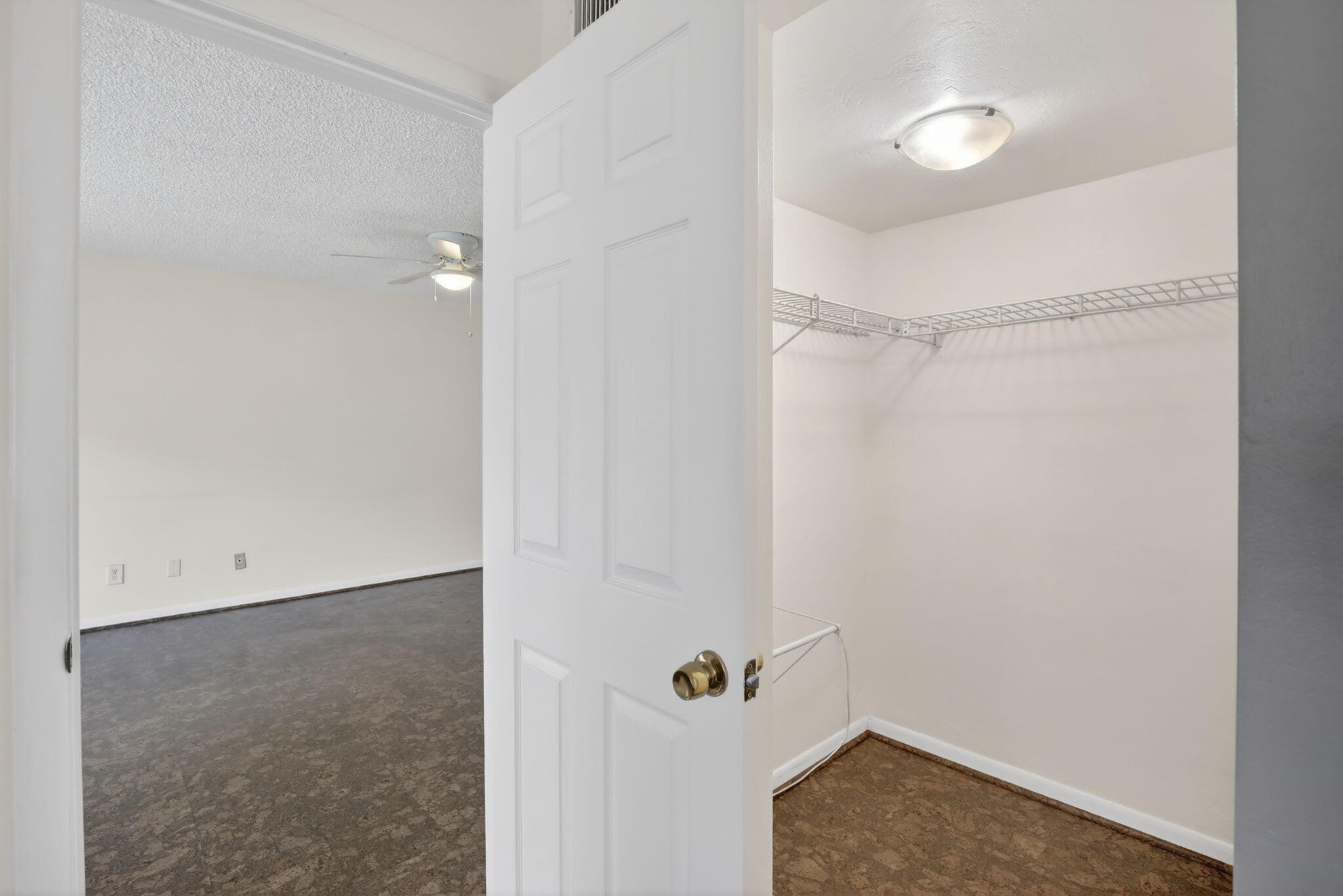 ARROWHEAD CONDO NO IV - Residential