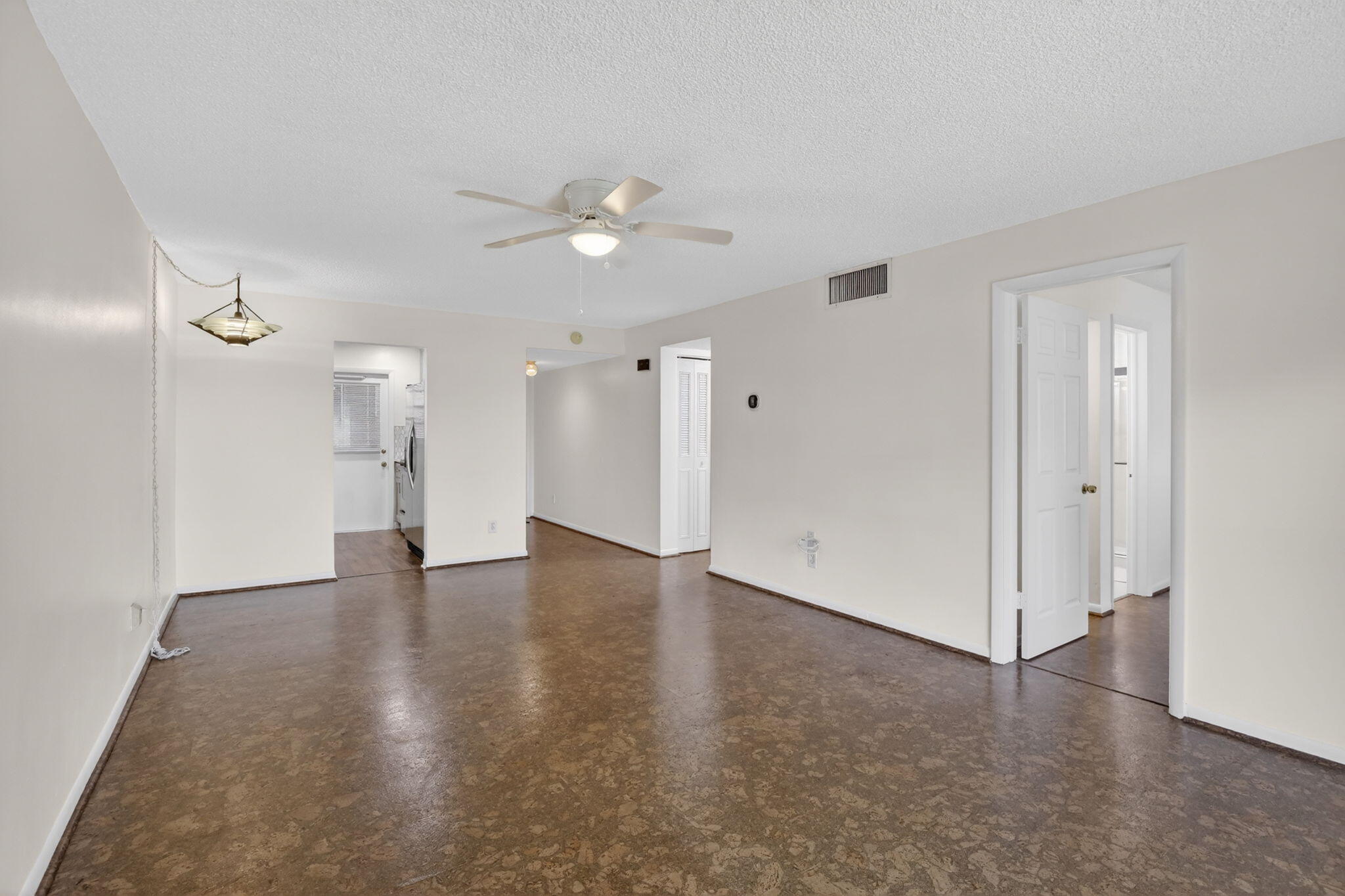 ARROWHEAD CONDO NO IV - Residential