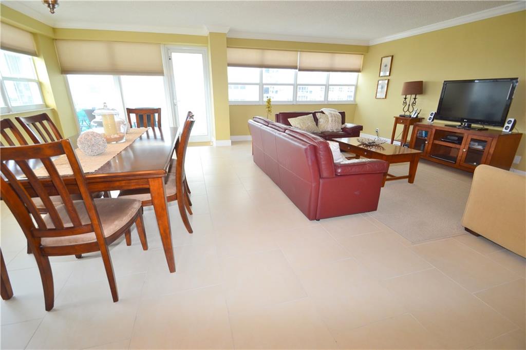 THE COMMODORE - Residential