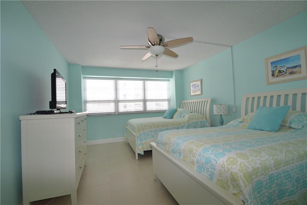 THE COMMODORE - Residential