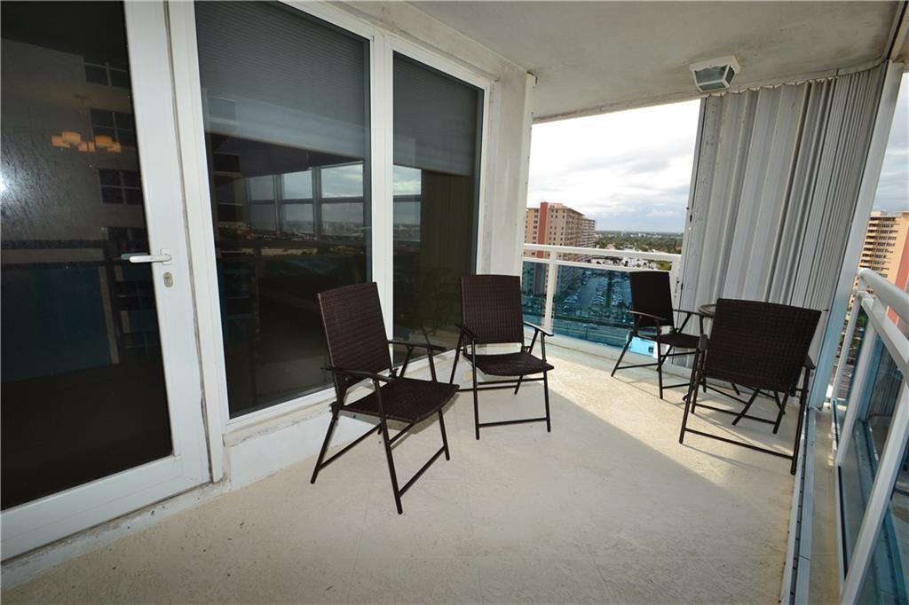 THE COMMODORE - Residential