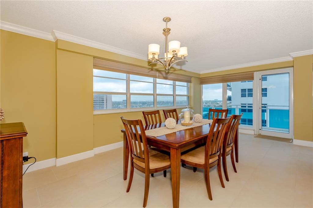 THE COMMODORE - Residential
