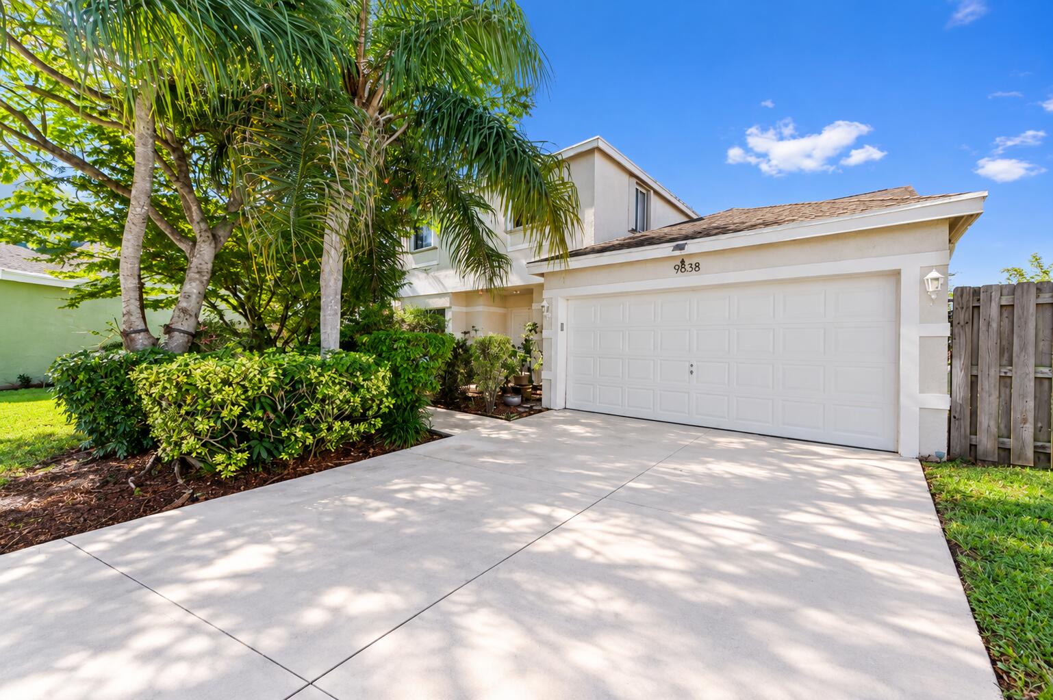 9838 Robins Nest Road