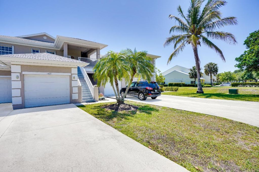 Photo of 1006 Century Drive #1006, Fort Pierce, FL 34982 (MLS # R11081371)