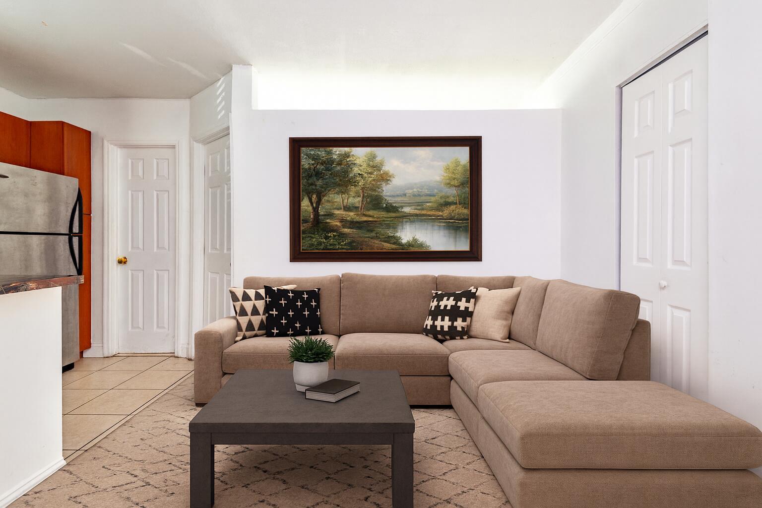 Looking for a rental in great east side location? This community is conveniently located close to downtown Oakland Park, Beach, shopping, beaches and highways. RAPID approval and move in. Tenant can only park 1 vehicle on property. Must agree to rent paid via automatic withdraw from bank account.