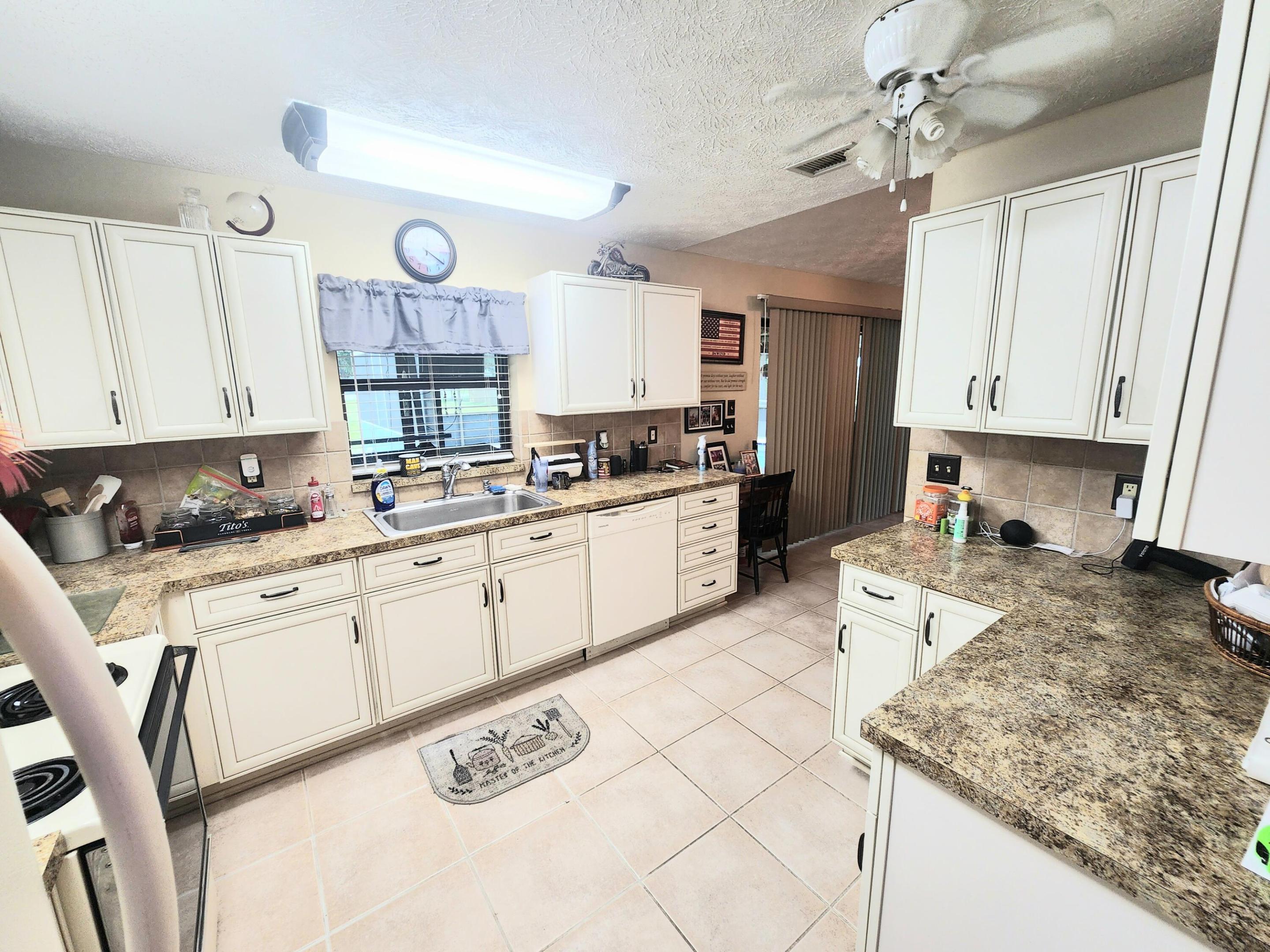 LAKEWOOD PARK UNIT 10 - Residential