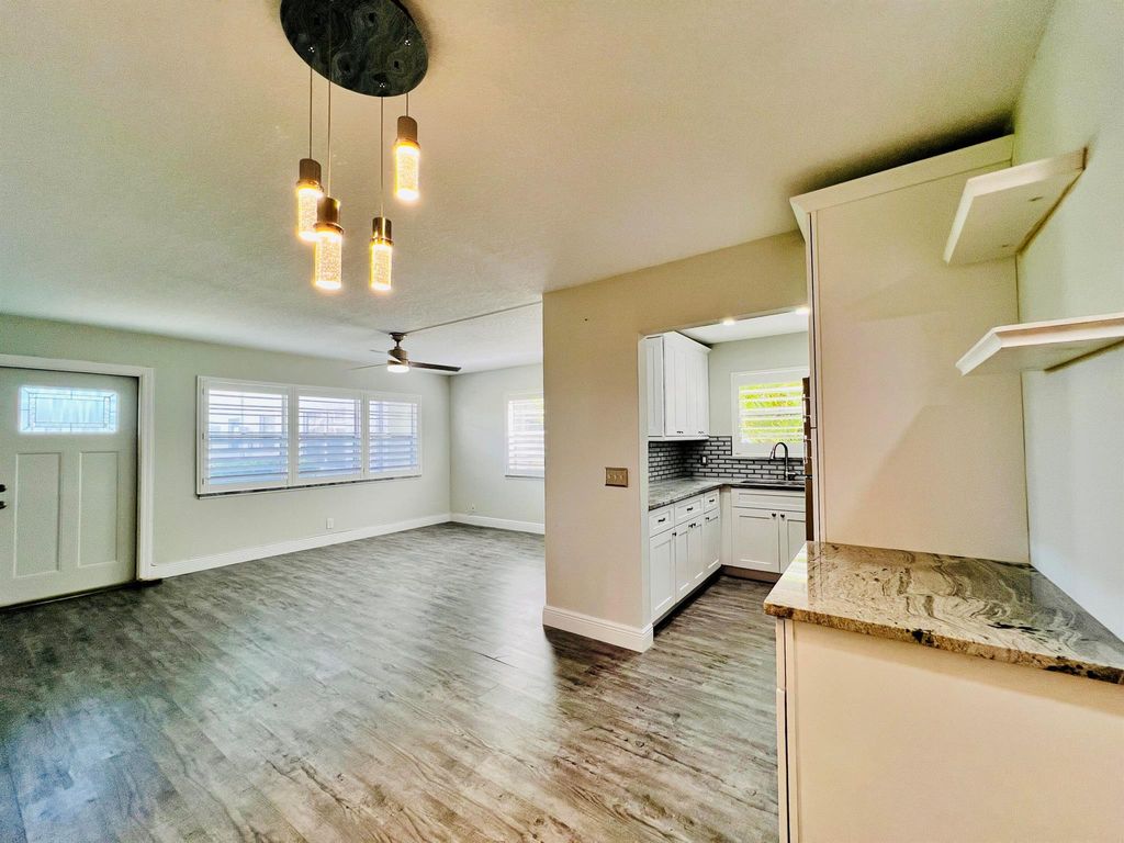 Photo of 126 Sheffield F, West Palm Beach, FL 33417 (MLS # R11133595)