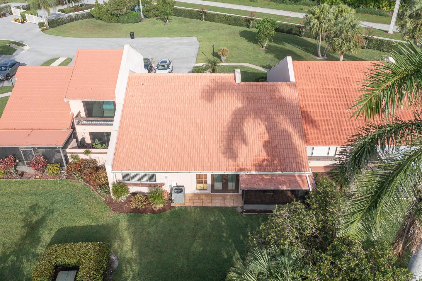VILLAS OF SANDPIPER BAY U - Residential Lease