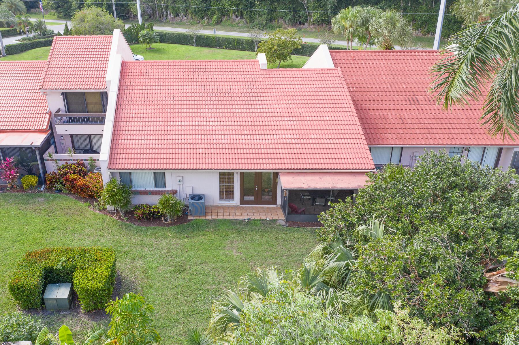VILLAS OF SANDPIPER BAY U - Residential Lease