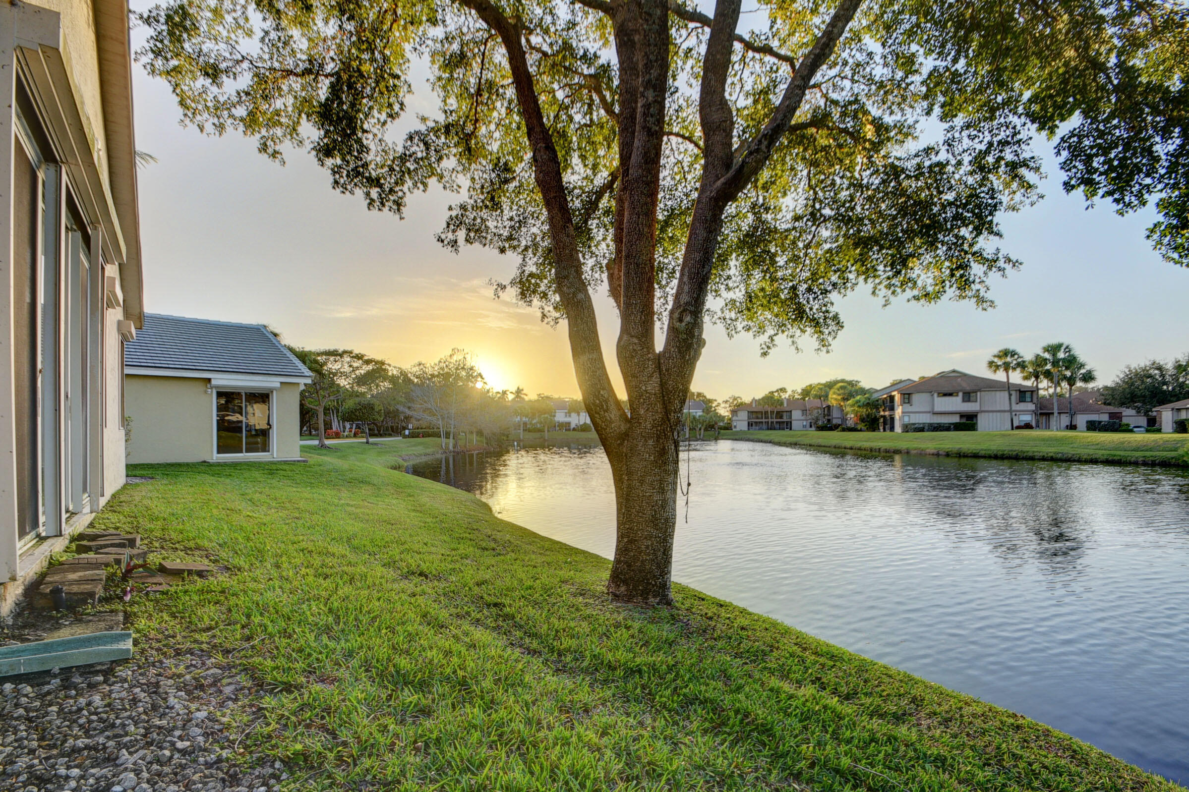 RIVER BRIDGE 2 - Residential