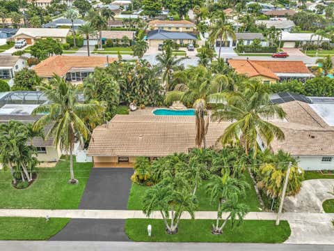 Photo of 11 FOREST HILLS Lane, Boca Raton, FL 33431 (MLS # B26060826)