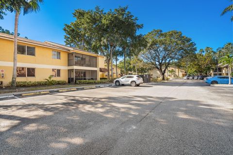 A home in Oakland Park