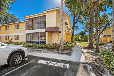 A home in Oakland Park