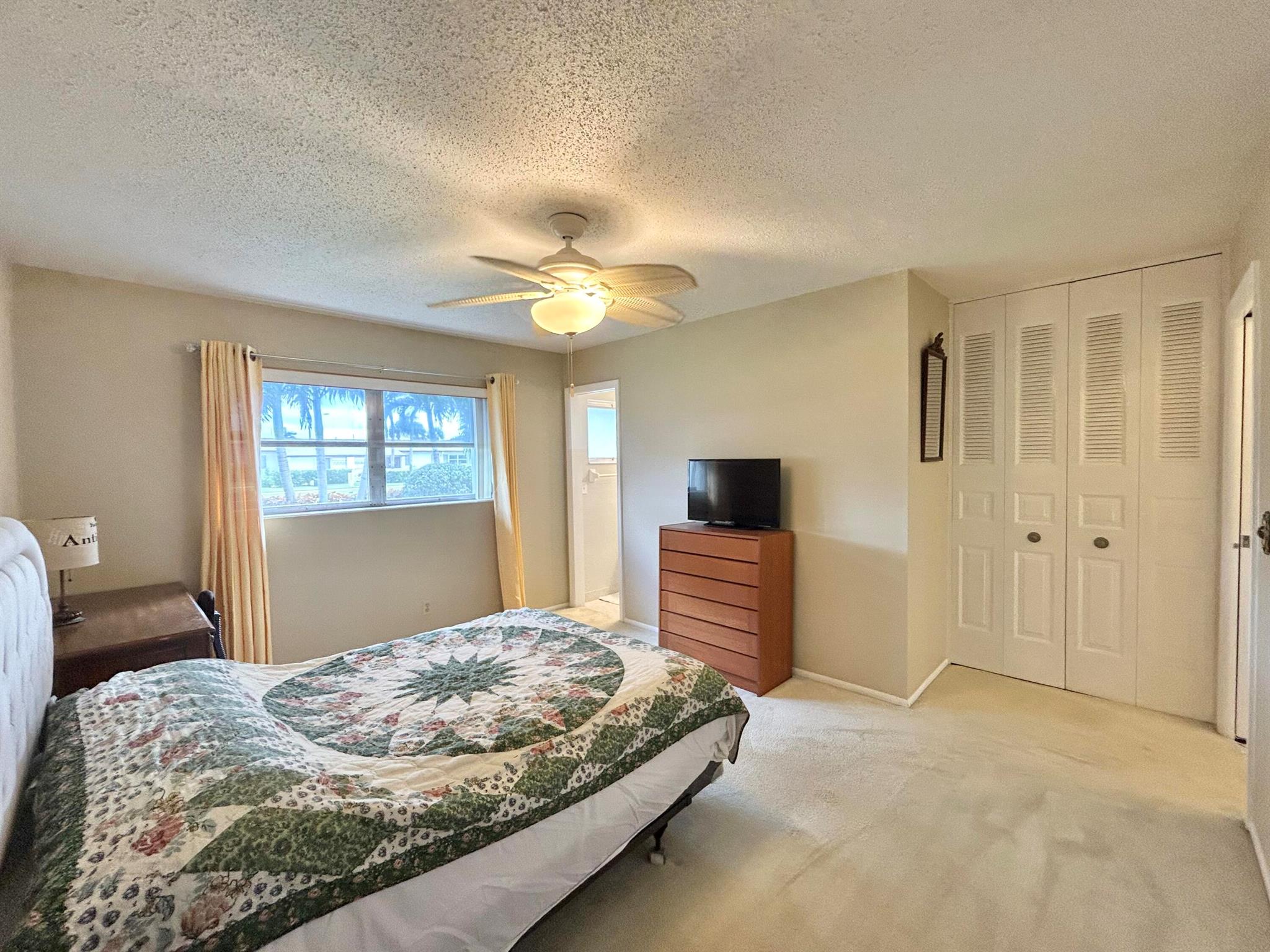 CRESTHAVEN VILLAS 28 COND - Residential