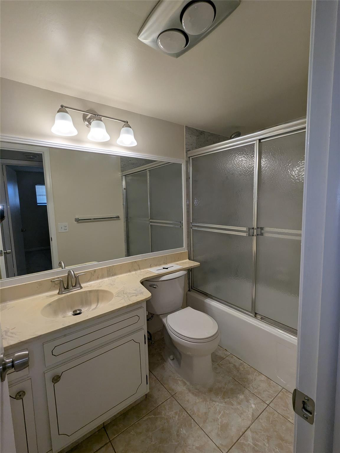 HOLLYBROOK GOLF & TENNIS - Residential Lease