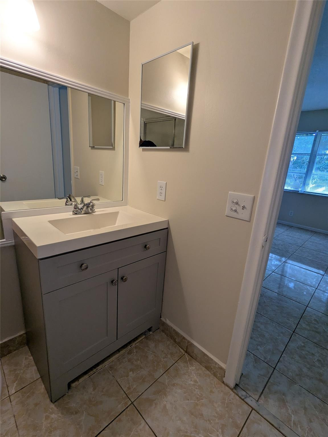 HOLLYBROOK GOLF & TENNIS - Residential Lease