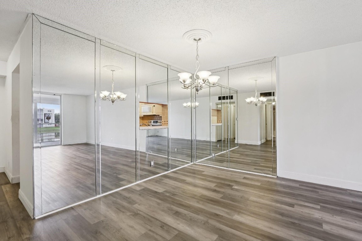 Meadowbrook Lakes - Residential