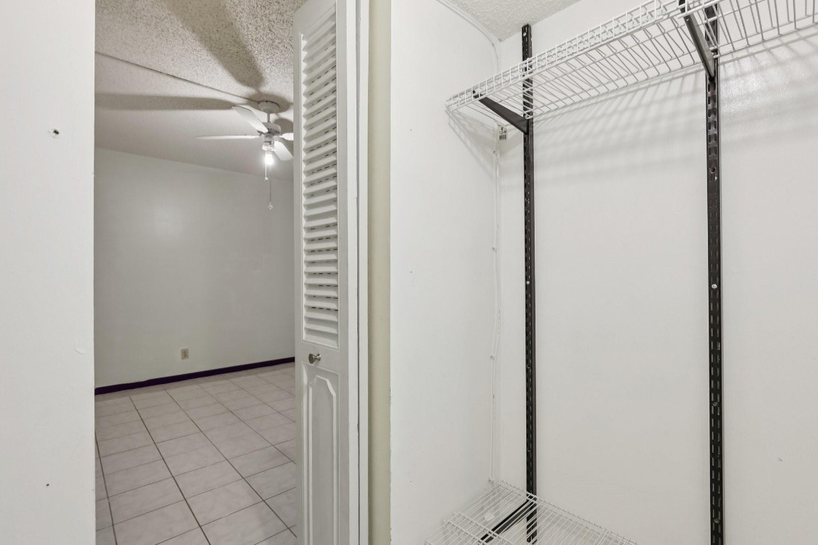 Meadowbrook Lakes - Residential