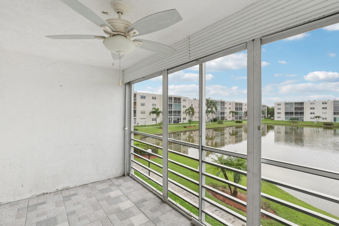 Meadowbrook Lakes - Residential