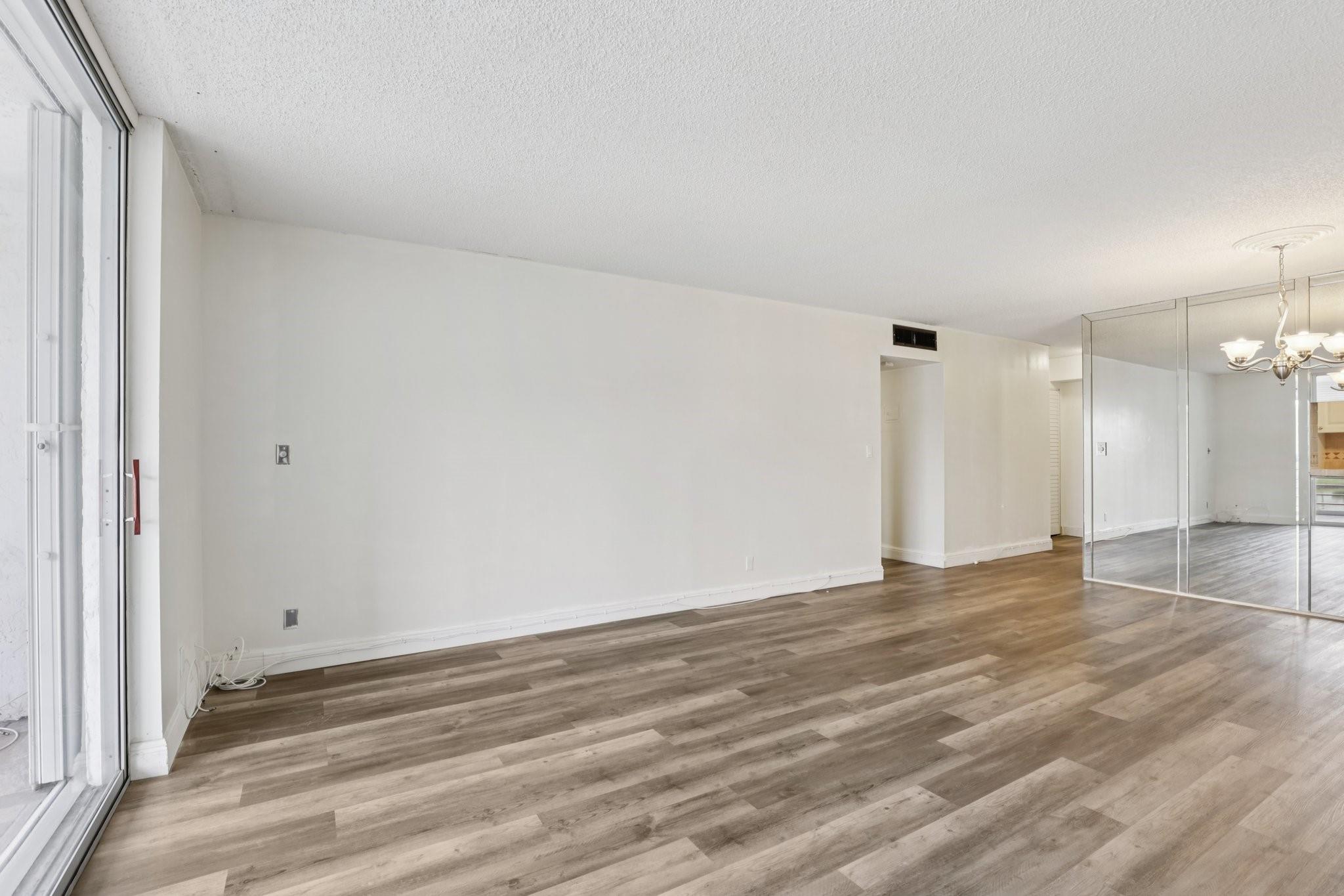 Meadowbrook Lakes - Residential