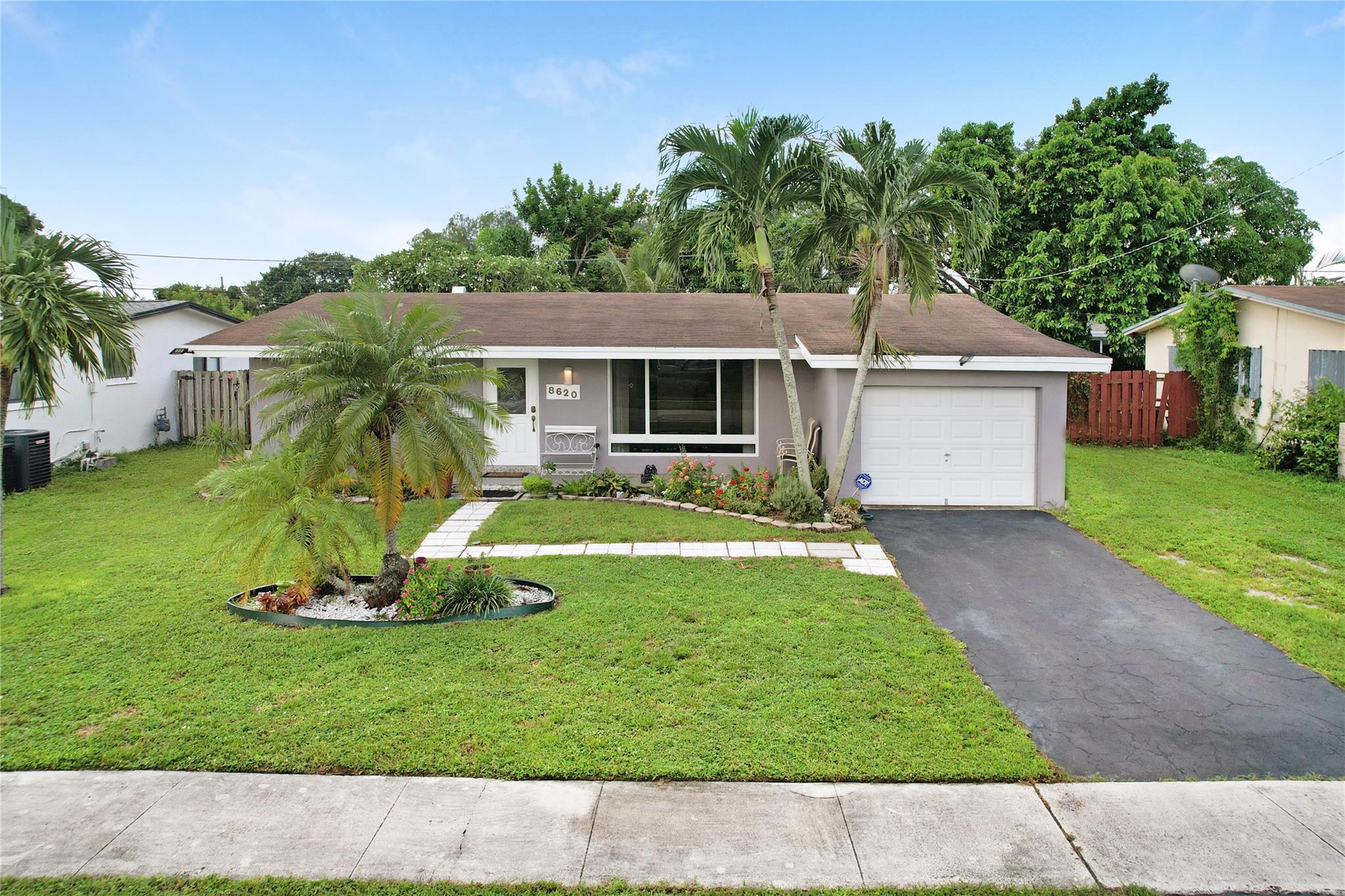 Sunrise Golf Village Sec - Residential