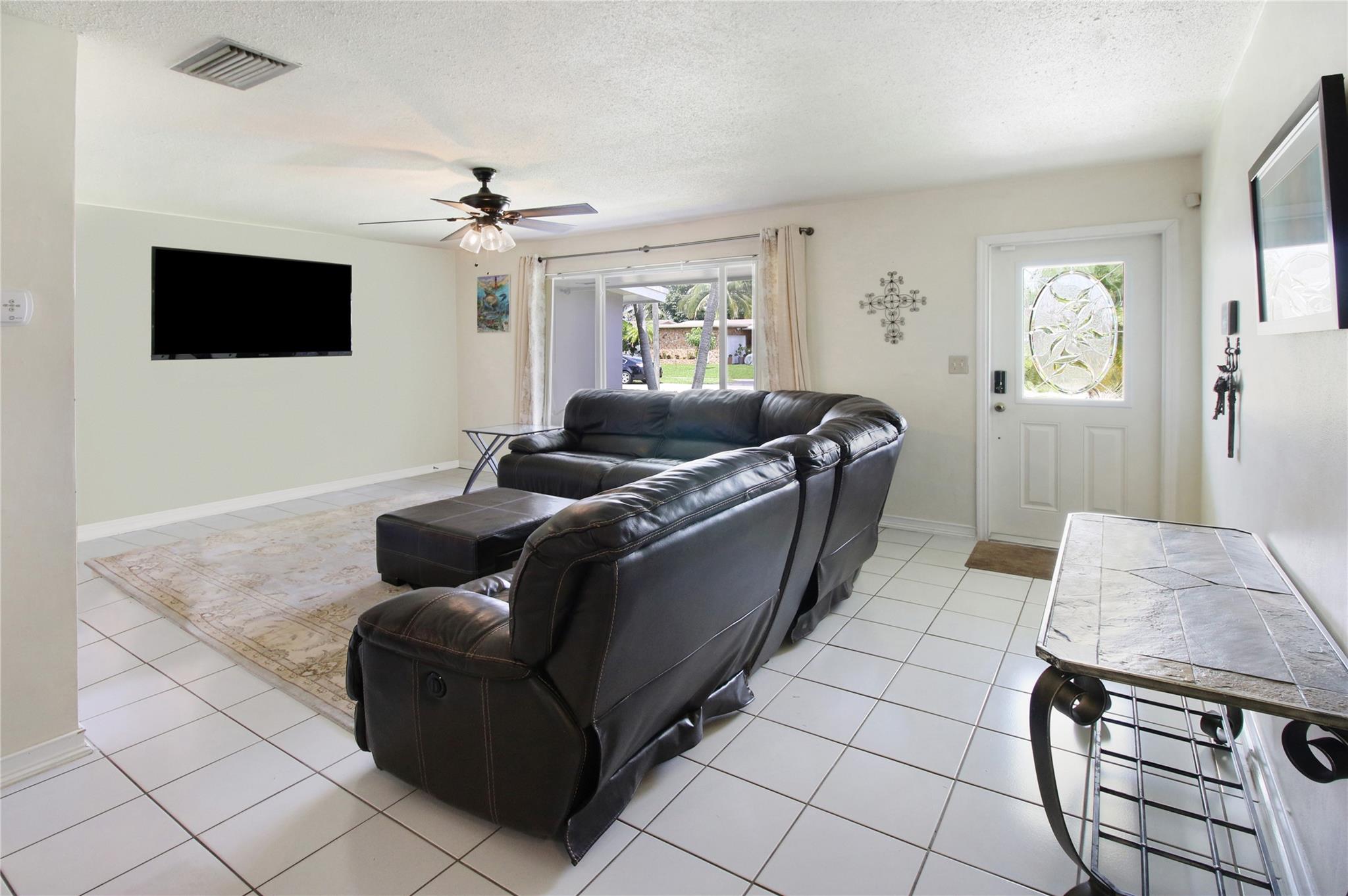Sunrise Golf Village Sec - Residential
