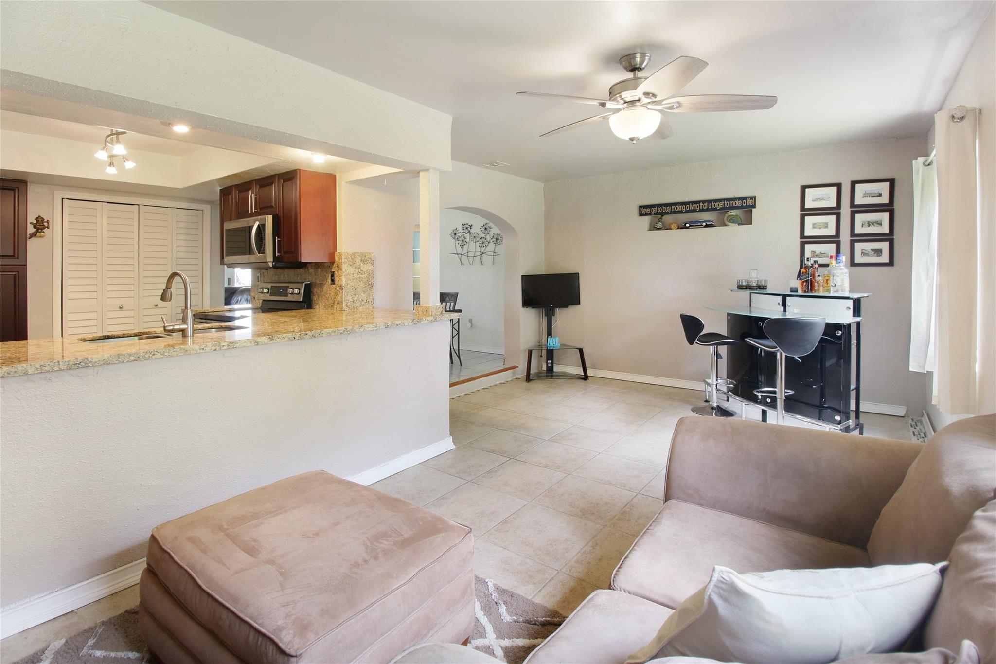 Sunrise Golf Village Sec - Residential