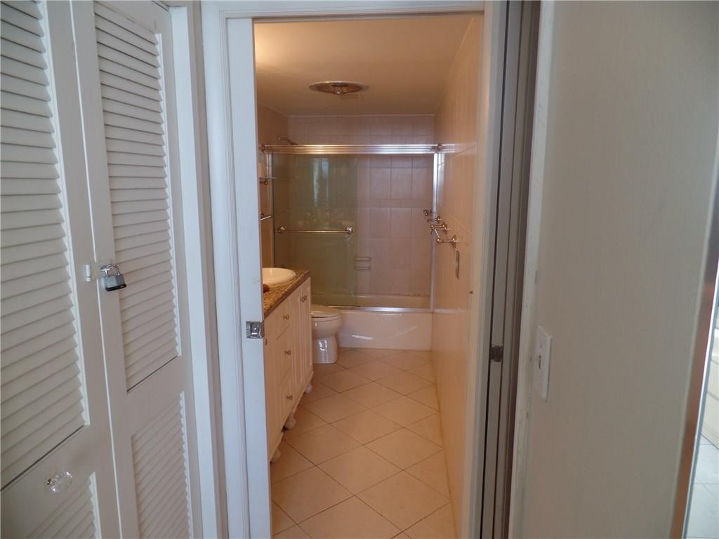 OCEAN MANOR - Residential