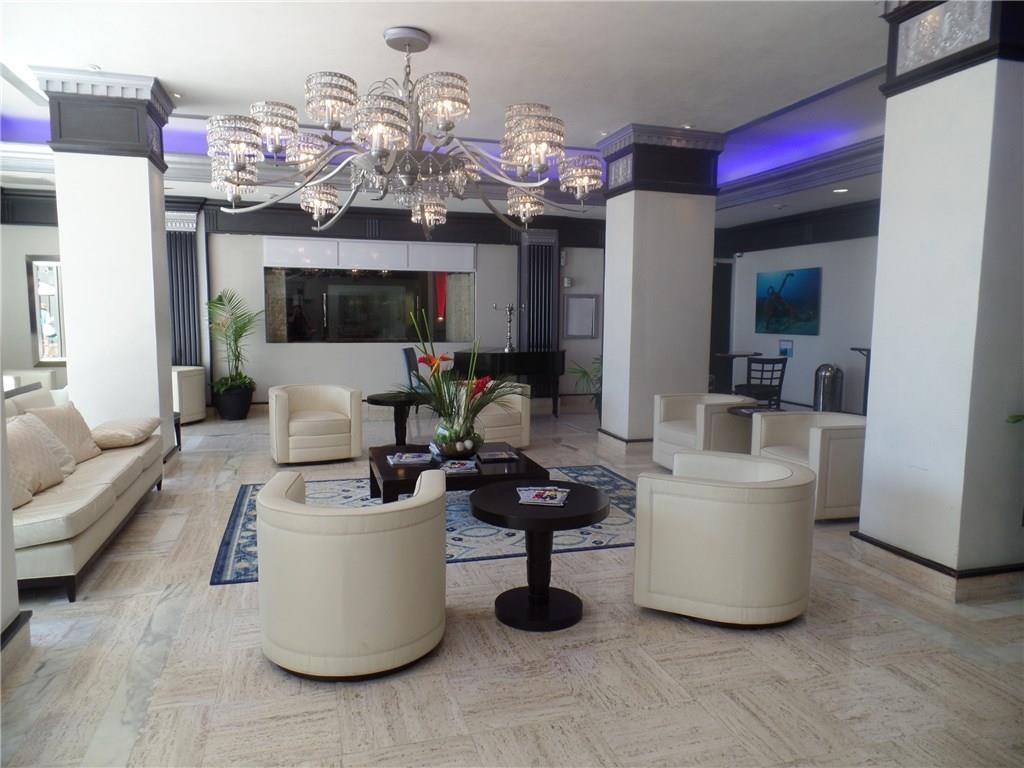 OCEAN MANOR - Residential