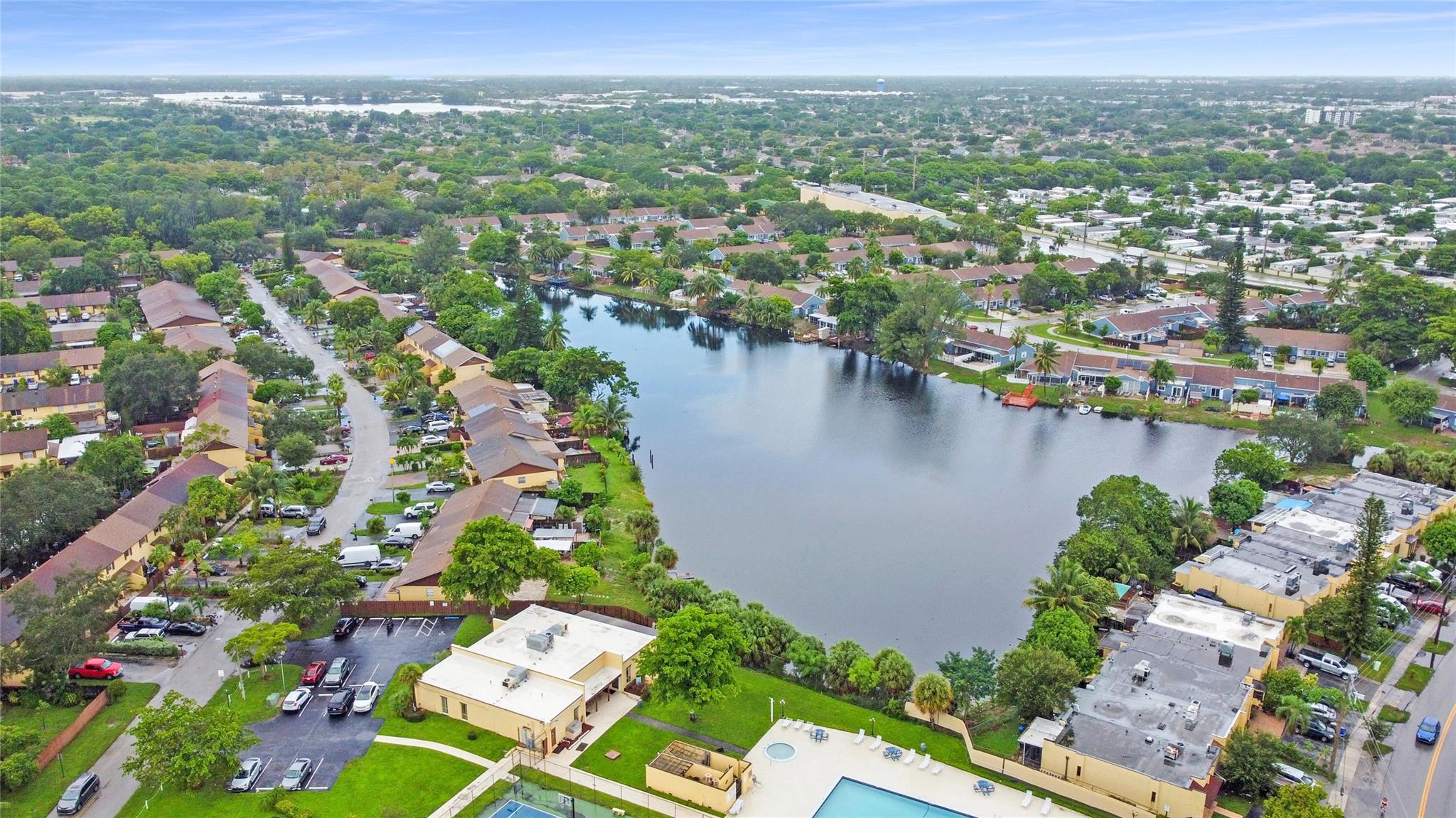 Lake Island - Residential