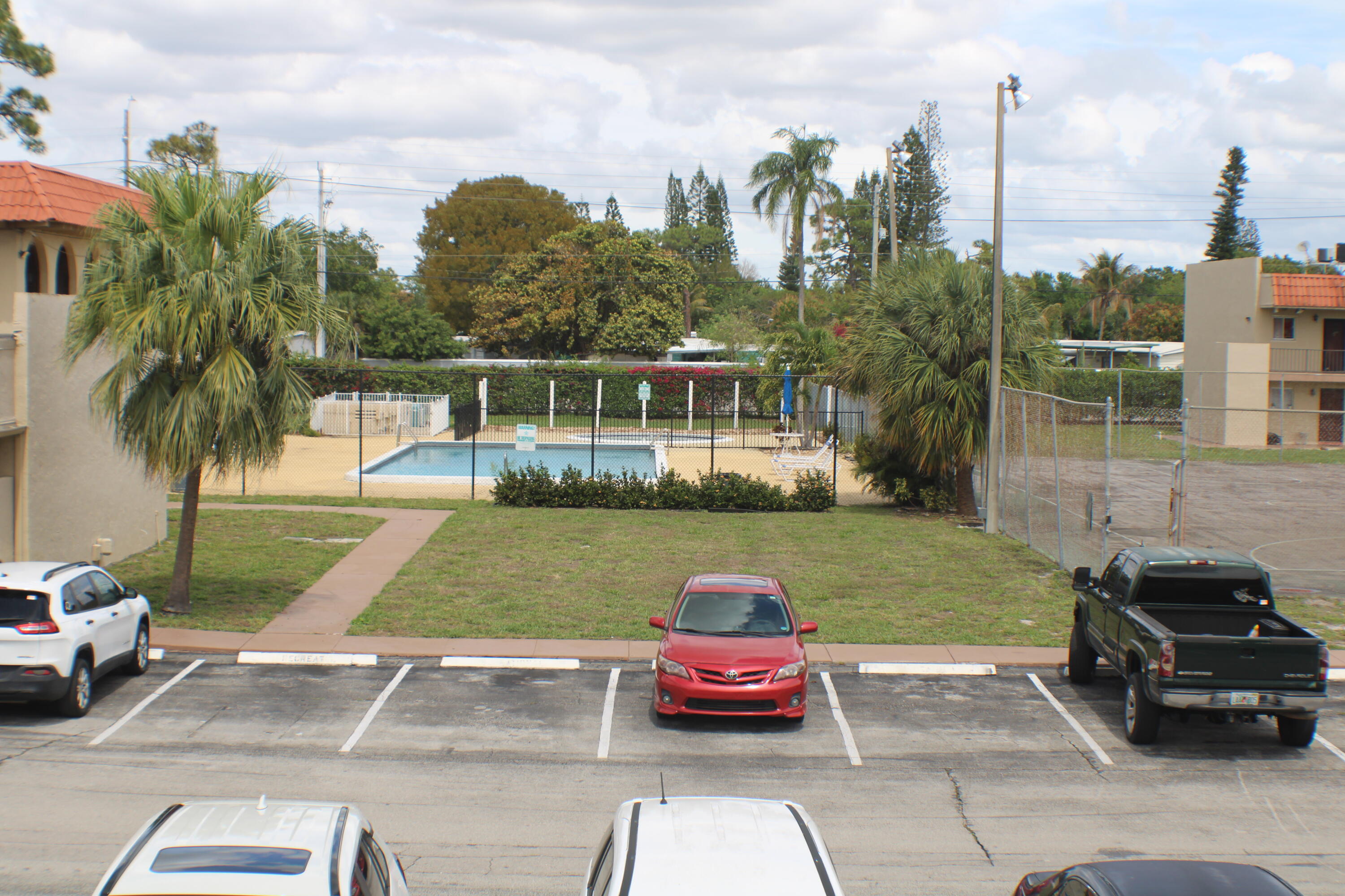 FOREST HILL GARDENS CONDO - Residential