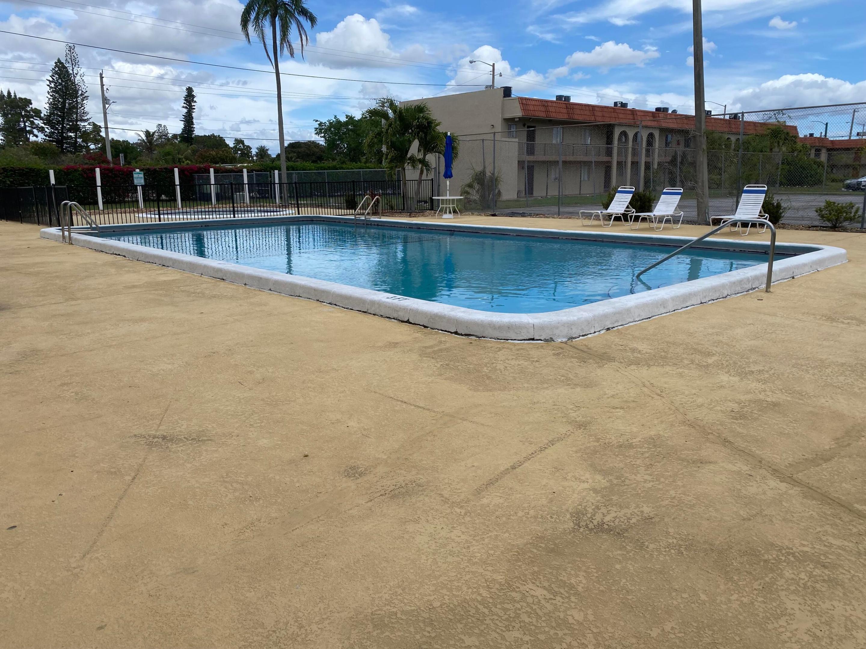 FOREST HILL GARDENS CONDO - Residential