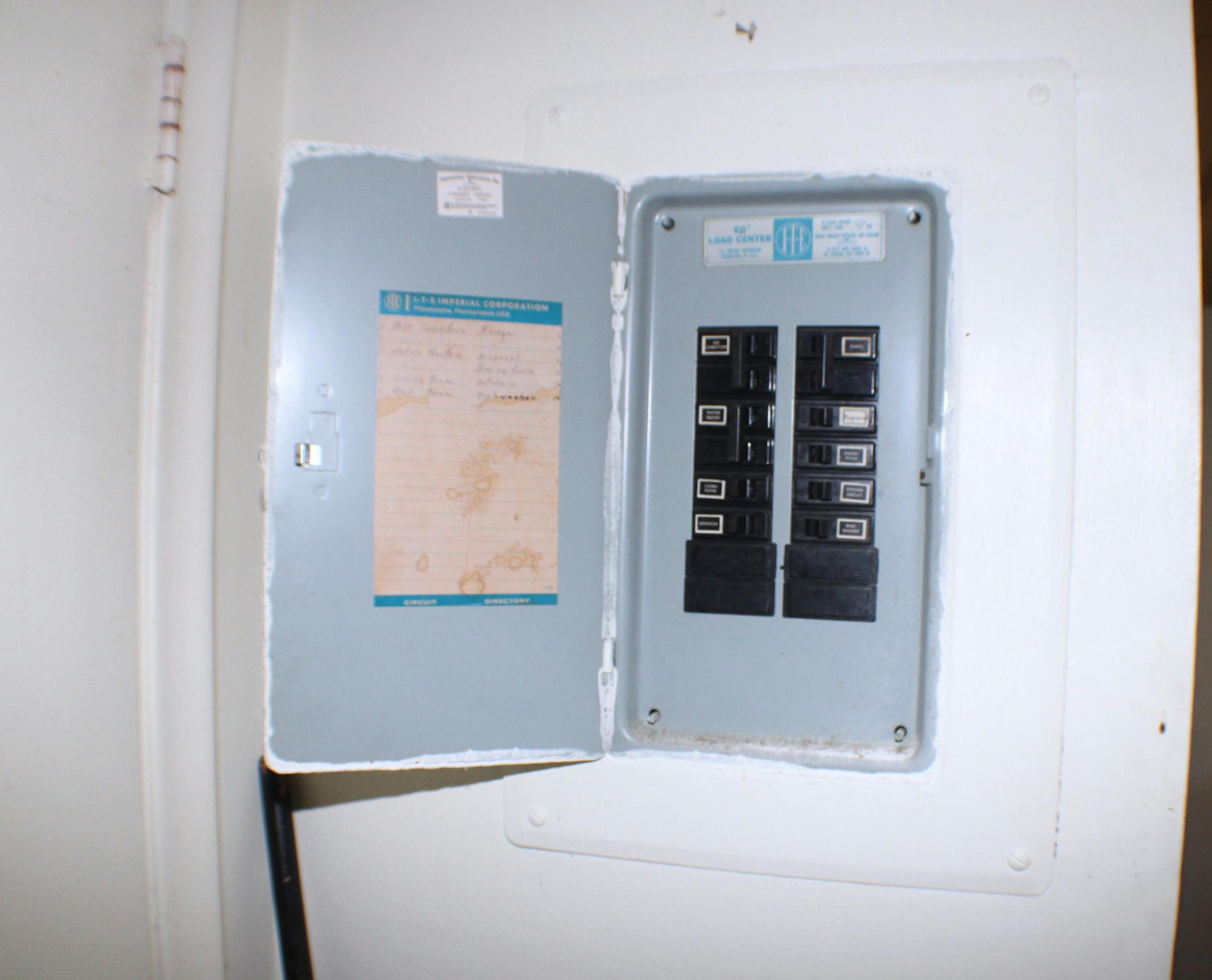 FOREST HILL GARDENS CONDO - Residential