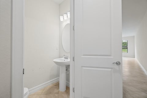 Tiny photo for 4488 Appleton Circle E, Oakland Park, FL 33309 (MLS # B26077311)