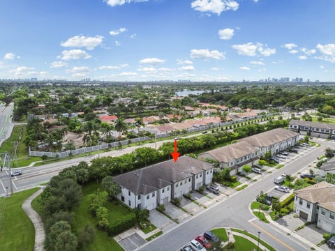 Tiny photo for 4488 Appleton Circle E, Oakland Park, FL 33309 (MLS # B26077311)