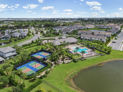 Tiny photo for 4488 Appleton Circle E, Oakland Park, FL 33309 (MLS # B26077311)